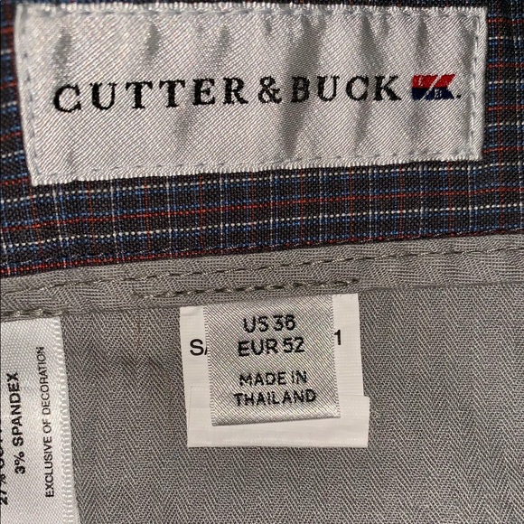 Cutter & Buck striped shorts - Picture 2 of 3